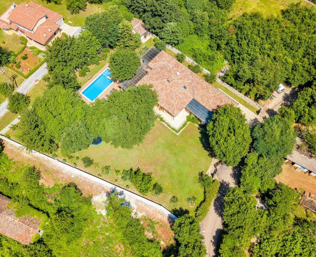 Holiday Home Sarita Šišan Exterior foto