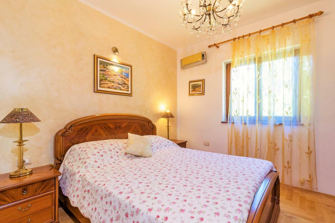 Holiday Home Sarita Šišan Exterior foto